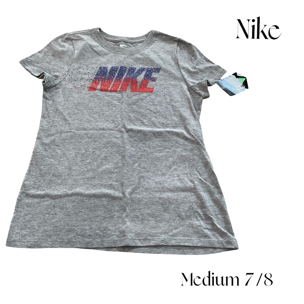 Nike Heather Gray Athletic Tee NWT MEDIUM 7/8 Girls NIKE in blue and red